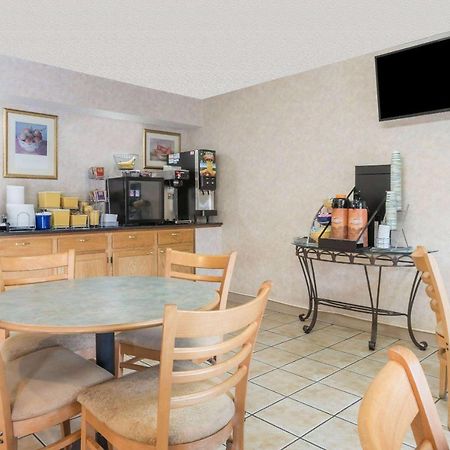 Days Inn By Wyndham Lenox Ma Luaran gambar