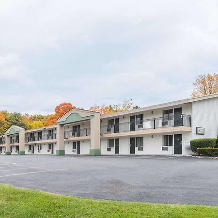 Days Inn By Wyndham Lenox Ma Luaran gambar