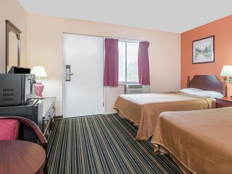 Days Inn By Wyndham Lenox Ma Luaran gambar