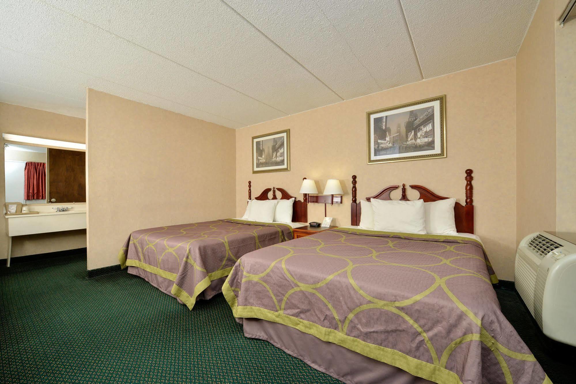 Days Inn By Wyndham Lenox Ma Luaran gambar