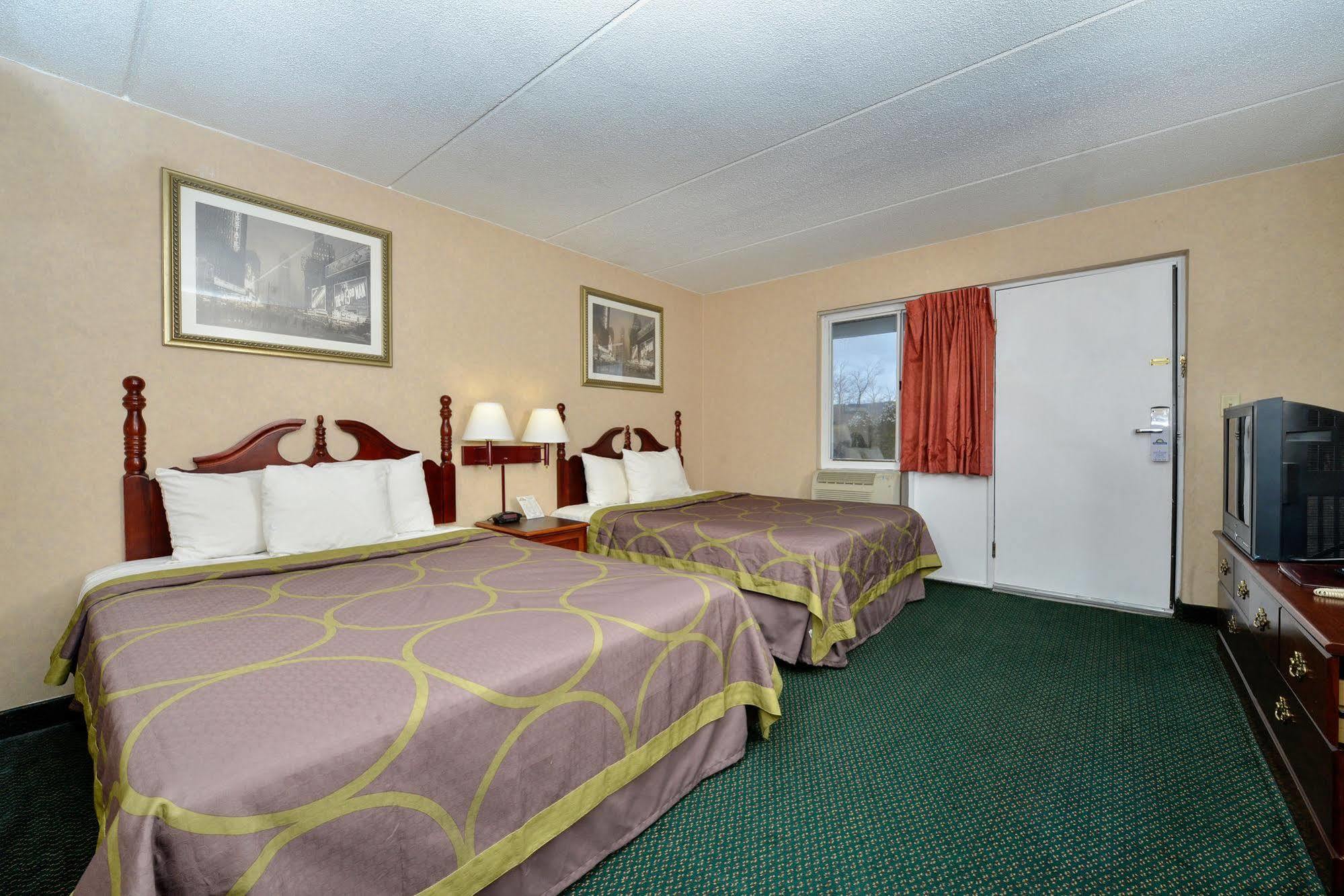 Days Inn By Wyndham Lenox Ma Luaran gambar